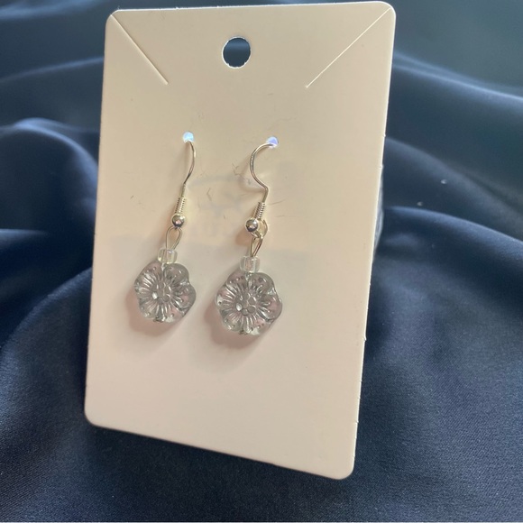 Blue Willow Boutique Earrings - Picture 4 of 4